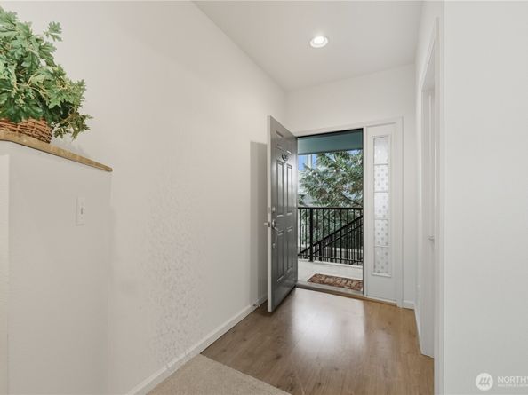 19010 68th Avenue NE A201, Kenmore WA 98028
