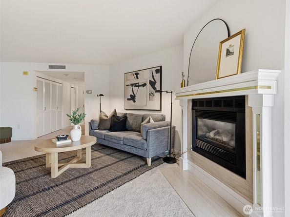 6321 Seaview Avenue NW 2, Seattle WA 98107