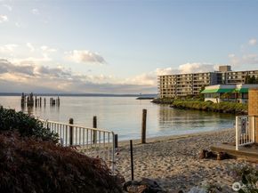 6321 Seaview Avenue NW 2, Seattle WA 98107