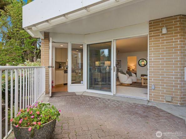 6321 Seaview Avenue NW 2, Seattle WA 98107