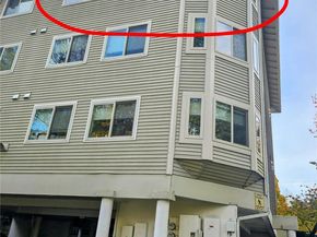 18150 73rd Avenue NE B306, Kenmore WA 98028
