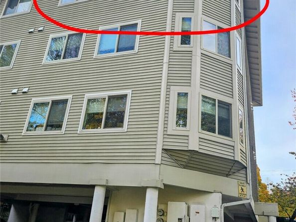 18150 73rd Avenue NE B306, Kenmore WA 98028