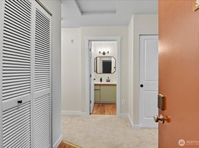 18150 73rd Avenue NE B306, Kenmore WA 98028