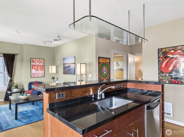 1026 NE 65th Street A410, Seattle WA 98115