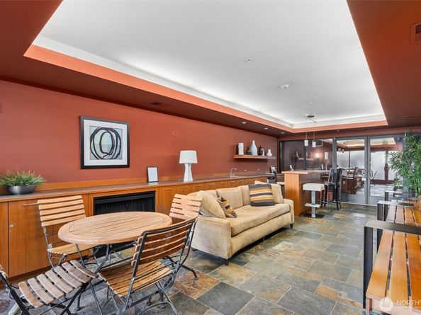 1026 NE 65th Street A410, Seattle WA 98115