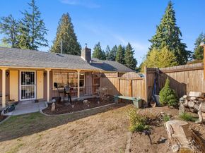 15326 Ashworth Place N, Shoreline WA 98133
