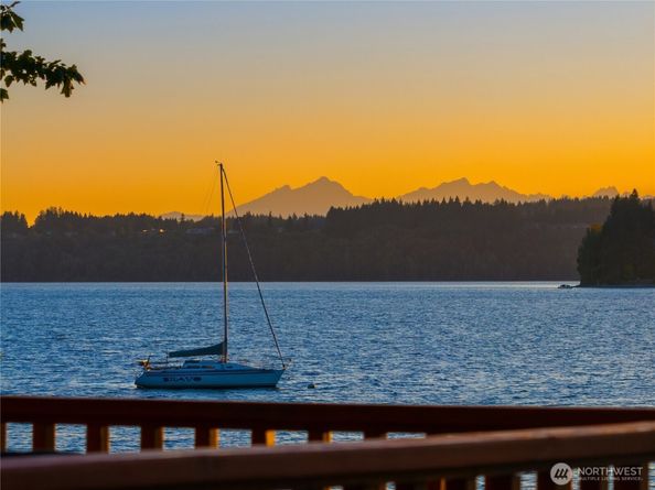 14433 Silven Avenue NE, Bainbridge Island WA 98110