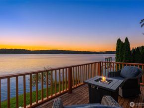 14433 Silven Avenue NE, Bainbridge Island WA 98110