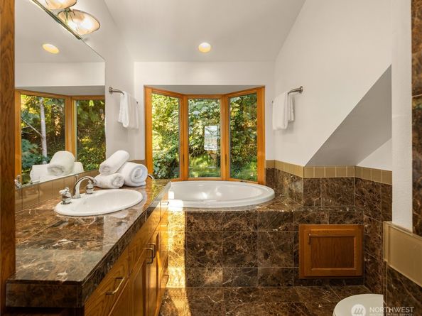 14433 Silven Avenue NE, Bainbridge Island WA 98110