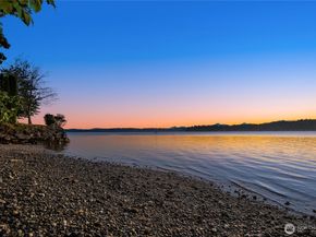 14433 Silven Avenue NE, Bainbridge Island WA 98110