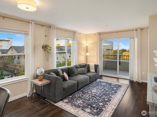 303 23rd Avenue S 310, Seattle WA 98144