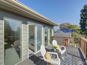 737 N 80th Street, Seattle WA 98103