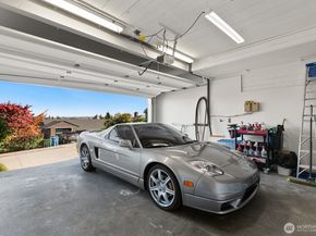 2631 38th Avenue W, Seattle WA 98199