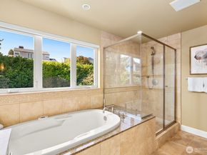 2631 38th Avenue W, Seattle WA 98199