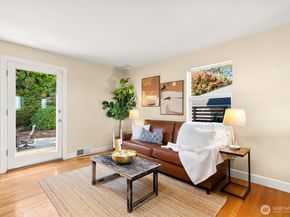 2631 38th Avenue W, Seattle WA 98199