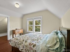 9615 57th Avenue S, Seattle WA 98118