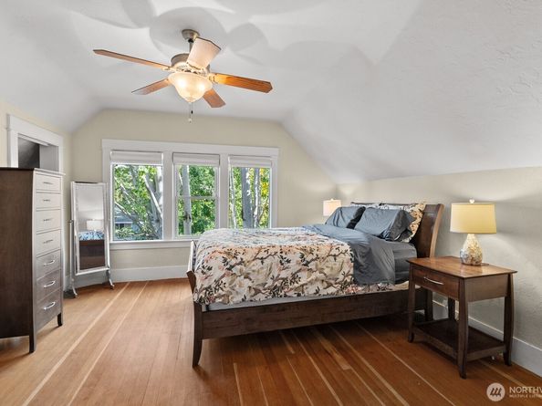 9615 57th Avenue S, Seattle WA 98118