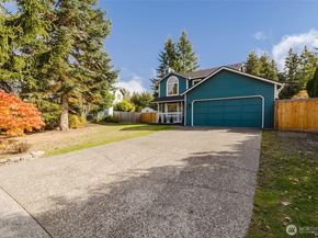 19546 23rd Avenue NE, Poulsbo WA 98370