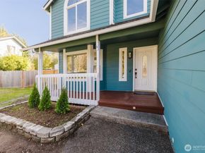 19546 23rd Avenue NE, Poulsbo WA 98370