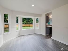 19546 23rd Avenue NE, Poulsbo WA 98370