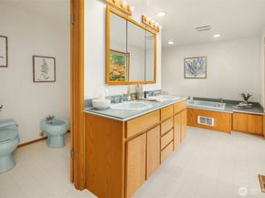 7469 174th Street SW, Edmonds WA 98026