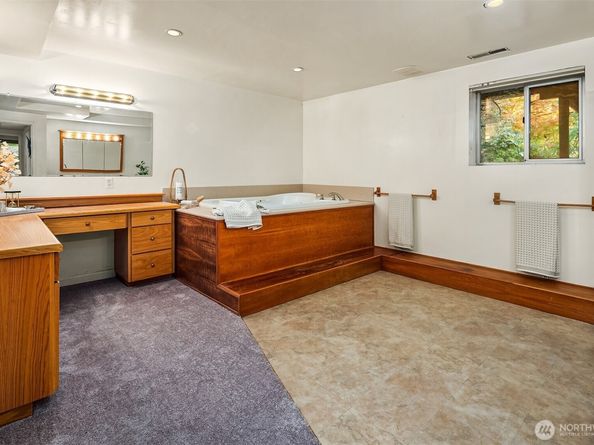 7469 174th Street SW, Edmonds WA 98026