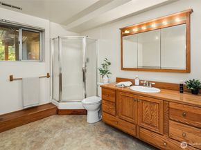 7469 174th Street SW, Edmonds WA 98026