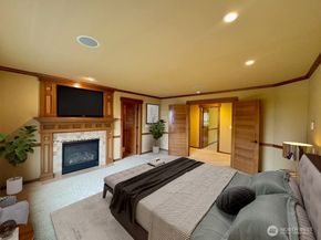 5012 112th Avenue NE, Kirkland WA 98033
