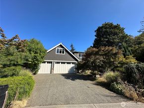 5012 112th Avenue NE, Kirkland WA 98033