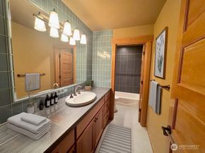 5012 112th Avenue NE, Kirkland WA 98033