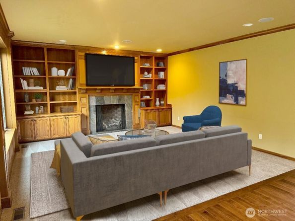 5012 112th Avenue NE, Kirkland WA 98033