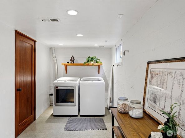 917 Broadway E, Seattle WA 98102