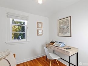 917 Broadway E, Seattle WA 98102