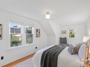 917 Broadway E, Seattle WA 98102