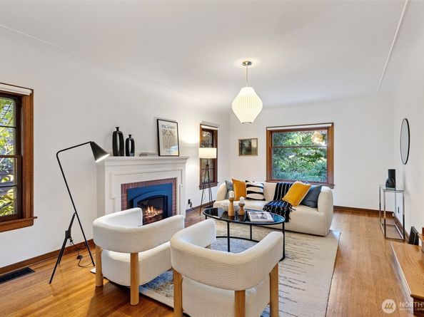 917 Broadway E, Seattle WA 98102