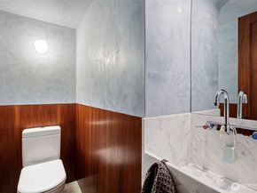 917 Broadway E, Seattle WA 98102