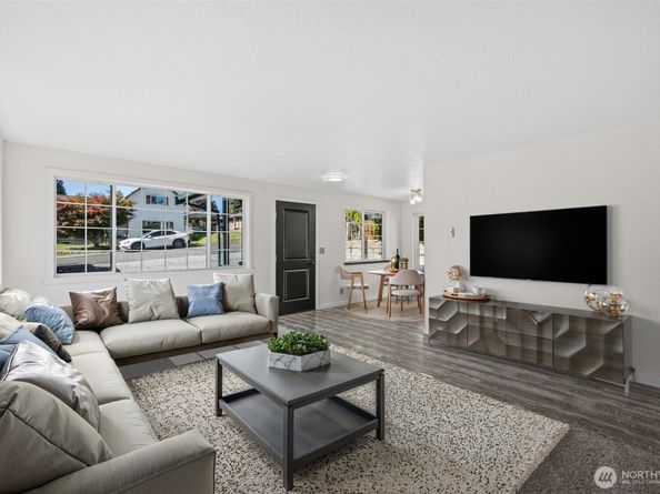 723 Ford Avenue, Snohomish WA 98290