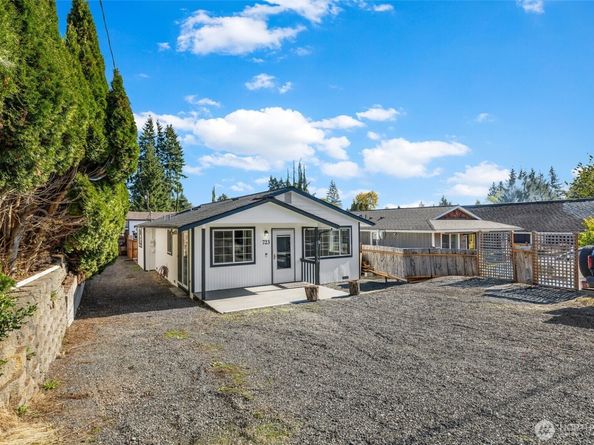 723 Ford Avenue, Snohomish WA 98290