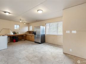 2306 S 128th Street, Burien WA 98168