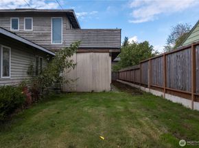 2306 S 128th Street, Burien WA 98168