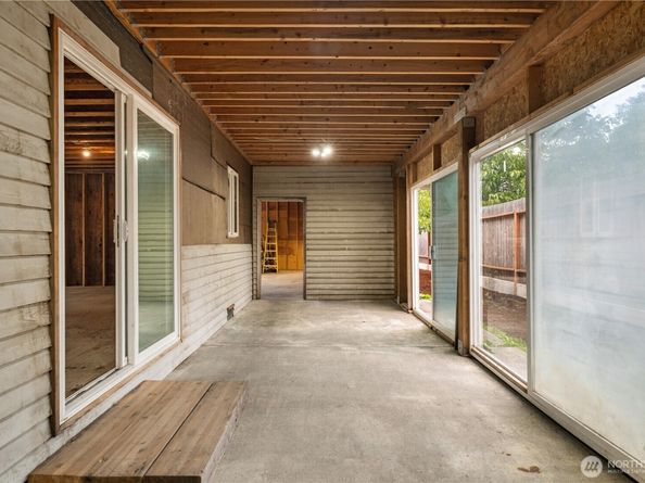 2306 S 128th Street, Burien WA 98168