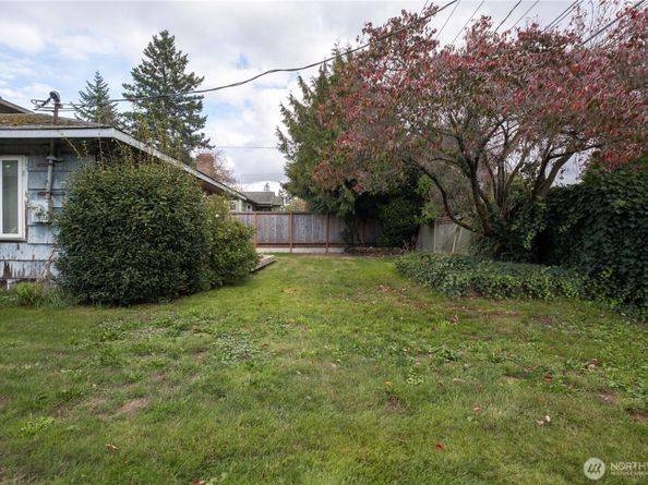 2306 S 128th Street, Burien WA 98168