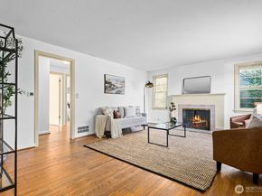 3021 37th Avenue SW, Seattle WA 98126