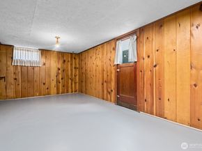 3021 37th Avenue SW, Seattle WA 98126