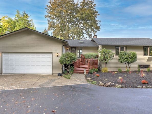 11409 SE May Creek Park Drive, Newcastle WA 98056