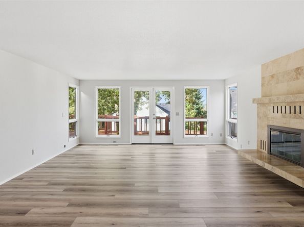 11409 SE May Creek Park Drive, Newcastle WA 98056