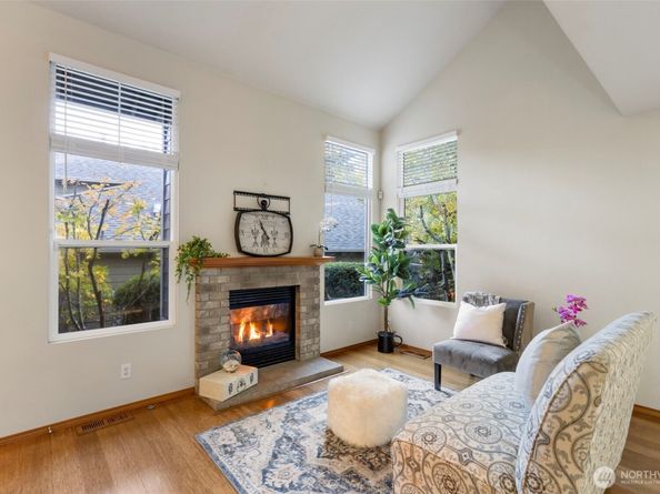 1135 NW Windy Beach Lane, Silverdale WA 98383