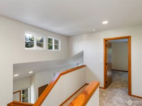 1135 NW Windy Beach Lane, Silverdale WA 98383