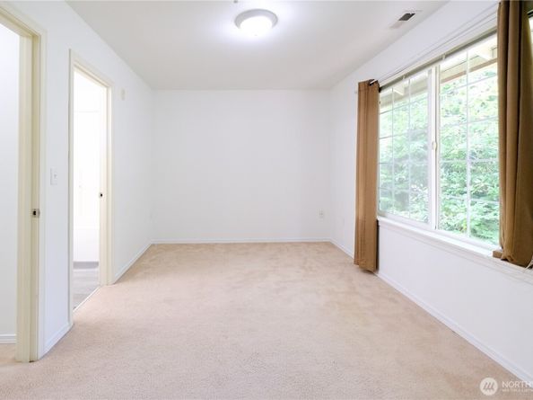 28710 S 34th Avenue B5, Auburn WA 98001