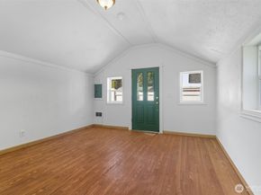 20310 NW Cedar Lane, Poulsbo WA 98370